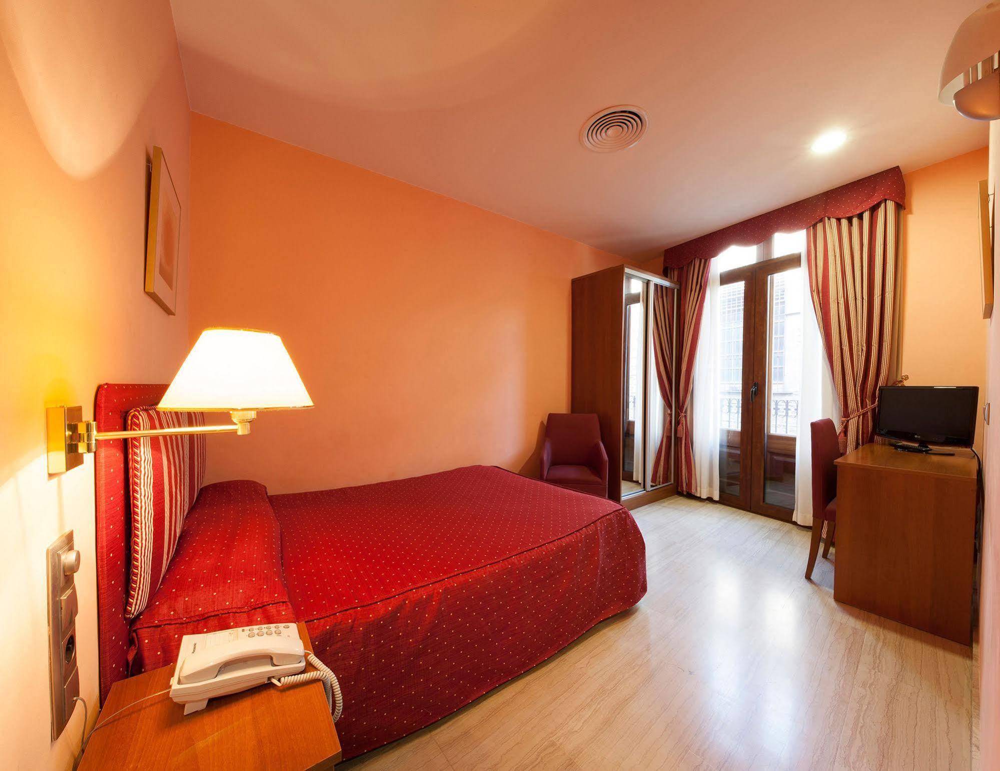 Alba Hotel Βαρκελώνη Εξωτερικό φωτογραφία